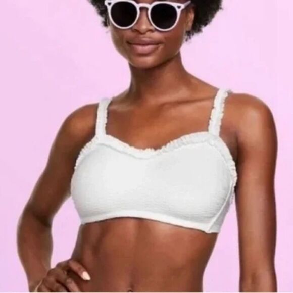 🚨4/$25 Stoney Clover Lane X Target White Textured Ruffle Bikini Top Size XS - Picture 1 of 6